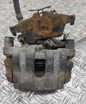 Opel Vectra C Rear brake caliper