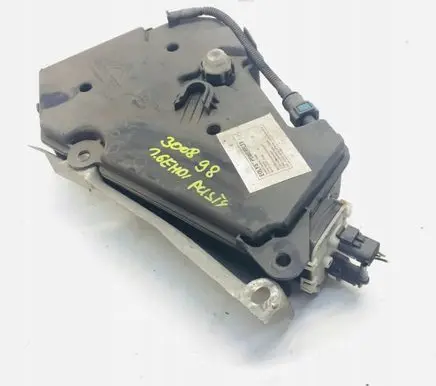 Peugeot 308 AdBlue liquid reservoir 
