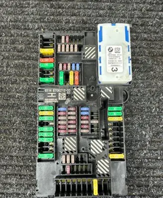 BMW X5 G05 Fuse module 8706212 22B006GA0072 P00156661AF