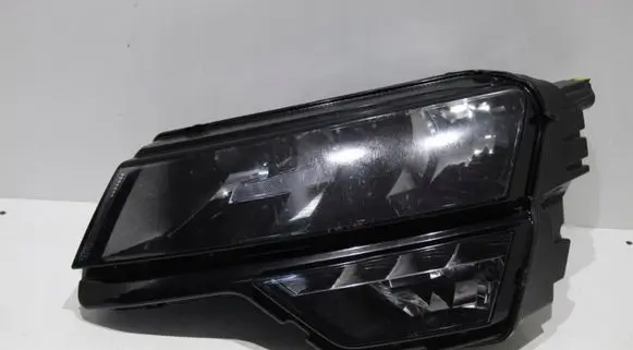 Skoda Karoq Headlight/headlamp