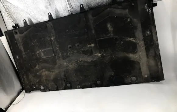Mercedes-Benz EQE x294 Engine splash shield/under tray A7896841200