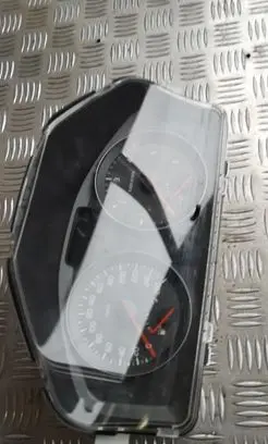 Volvo V50 Speedometer (instrument cluster) 31254776