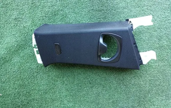 BMW 4 F32 F33 (B) pillar trim (top) 7276894