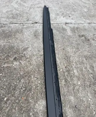 BMW M5 F90 Sill 51772447020