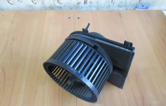 Volkswagen Polo III 6N 6N2 6NF Heater fan/blower 1J1819021A