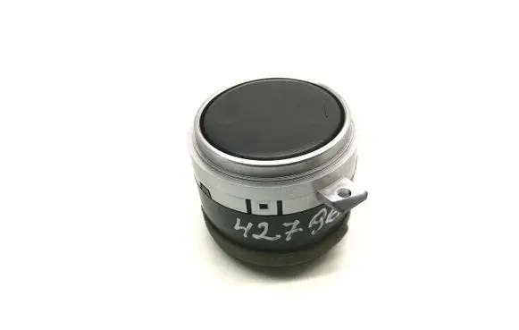 Mitsubishi Outlander Dash center air vent grill