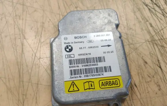 BMW X5 E53 Airbag control unit/module 0285001681 65776962530