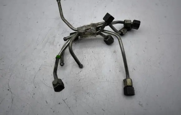 Citroen DS4 Fuel injector supply line/pipe 