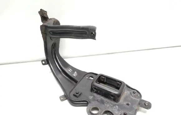 Mercedes-Benz E W211 Radiator support slam panel bracket 