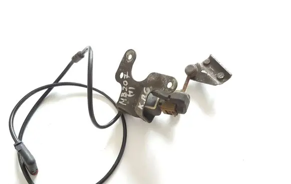Rear air suspension level height sensor