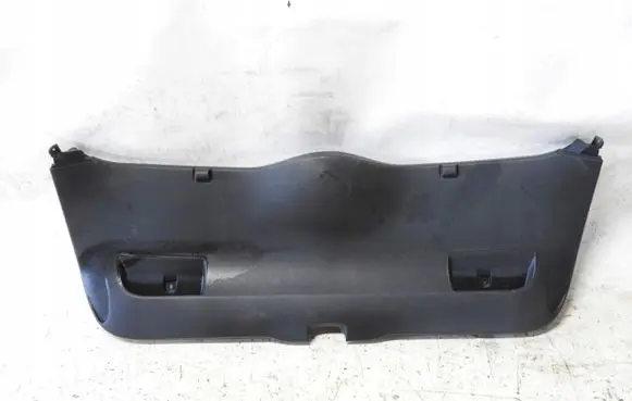 Citroen DS4 Tailgate trim 20EA22