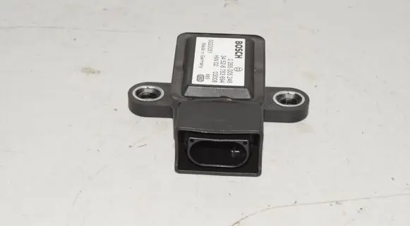 BMW 5 E39 ESP acceleration yaw rate sensor 6753694 0265005248