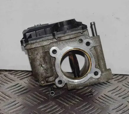 Mazda 6 Throttle valve R2AA136B0