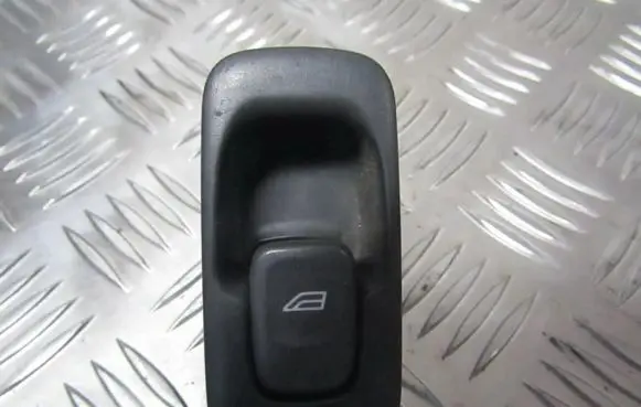Volvo S80 Electric window control switch 9476695