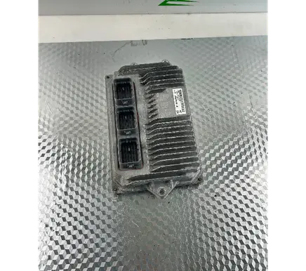 Honda HR-V Engine control unit/module 3782050ZE13 H016105721
