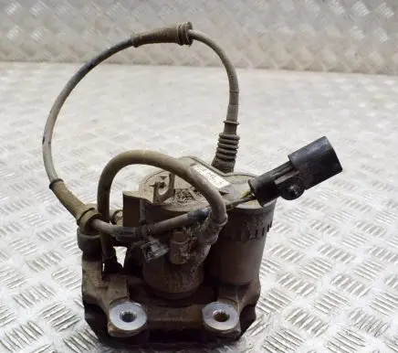 BMW i3 Rear brake caliper 6883019 6883025