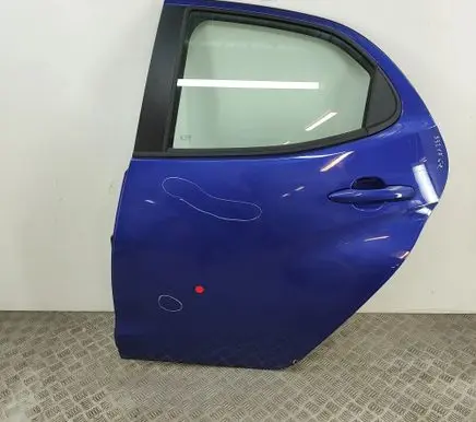 Toyota Yaris XP210 Rear door 67004K0060