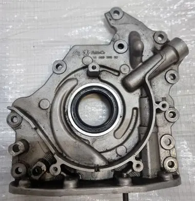 Ford Focus Oil pump 9686038880