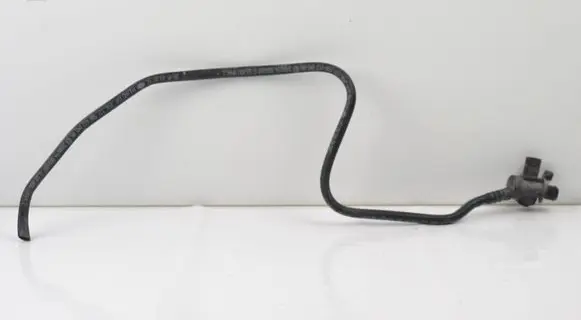 Volkswagen PASSAT B8 Vacuum line/pipe/hose 5Q0612041AN