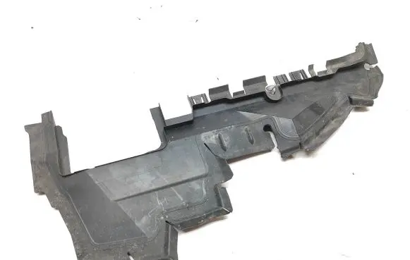 Audi A4 S4 B8 8K Intercooler air guide/duct channel 8K9121283D