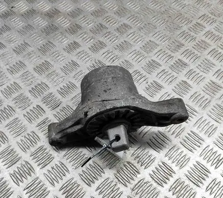 Maserati Levante Engine mount bracket 06700036280 670003628