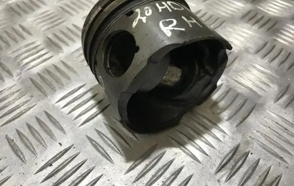 Piston