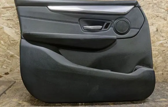 BMW 2 F46 Front door card panel trim 4125557 2591006