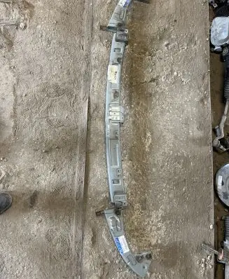 Hyundai Santa Fe Front bumper support beam 8652526900 8652426900