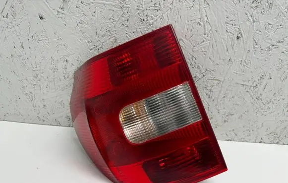 Skoda Yeti (5L) Rear/tail lights 5L0945095 5L0945111