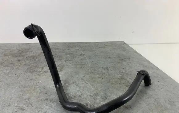 Mercedes-Benz E W212 Engine coolant pipe/hose