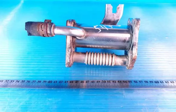 Renault Scenic III - Grand scenic III EGR valve cooler 8200912059 050411B