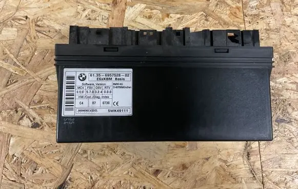 BMW 5 E60 E61 Comfort/convenience module 6957528 5WK49111