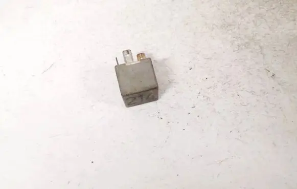 Volkswagen PASSAT B5 Other relay 443951253k
