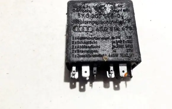 Audi A4 S4 B5 8D Other relay 5kg00656804 4b0919471
