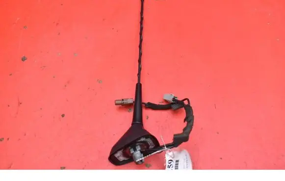 Nissan Pulsar Aerial GPS antenna 