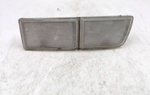 Volkswagen Golf III Front reflector 8580391 1H0941778A