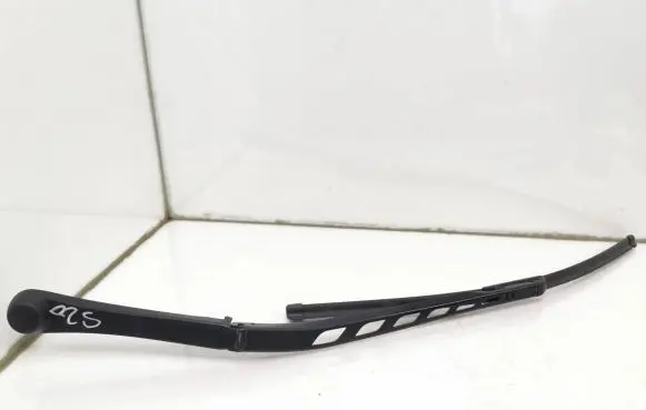 BMW 5 E60 E61 Windshield/front glass wiper blade 7035099 25057035099
