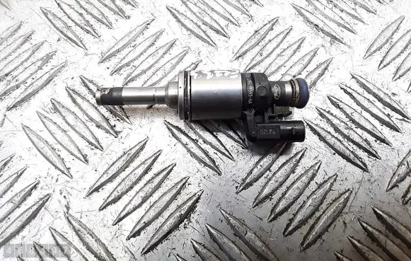 Ford Fiesta Fuel injector j1bg9f593aa