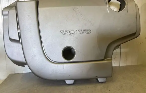 Volvo XC70 Engine cover (trim)