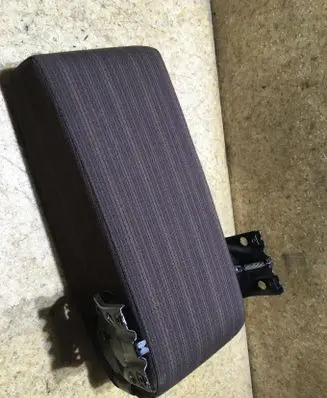 Mercedes-Benz E W124 Rear seat armrest 