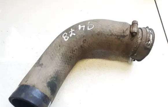 Toyota Avensis T270 Intercooler hose/pipe 090520