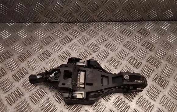Land Rover Discovery Sport Rear door exterior handle/bracket FK72224A82AA 8J32224N02