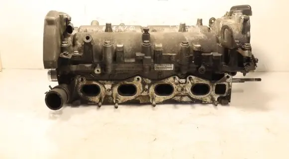 Opel Astra J Engine head 