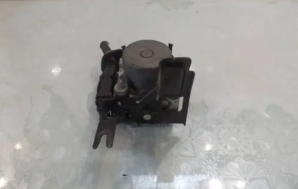 Renault Modus ABS Pump 8200129951