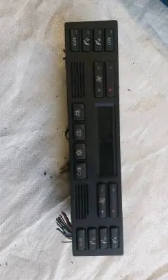 BMW 7 E38 Climate control unit 64118379115 18379111