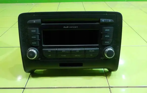 Audi TT TTS Mk2 Radio/CD/DVD/GPS head unit 7647013380