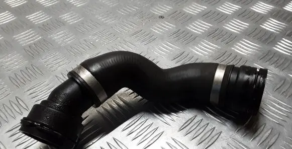 BMW 5 F10 F11 Engine coolant pipe/hose 8509273