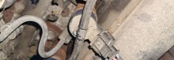 Toyota Yaris Fuel injector 0445110215 2367033030