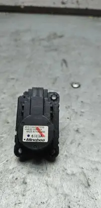 Mitsubishi Outlander Air flap motor/actuator CSA512T010