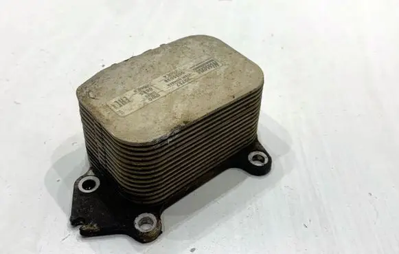 Peugeot Partner Engine oil radiator 